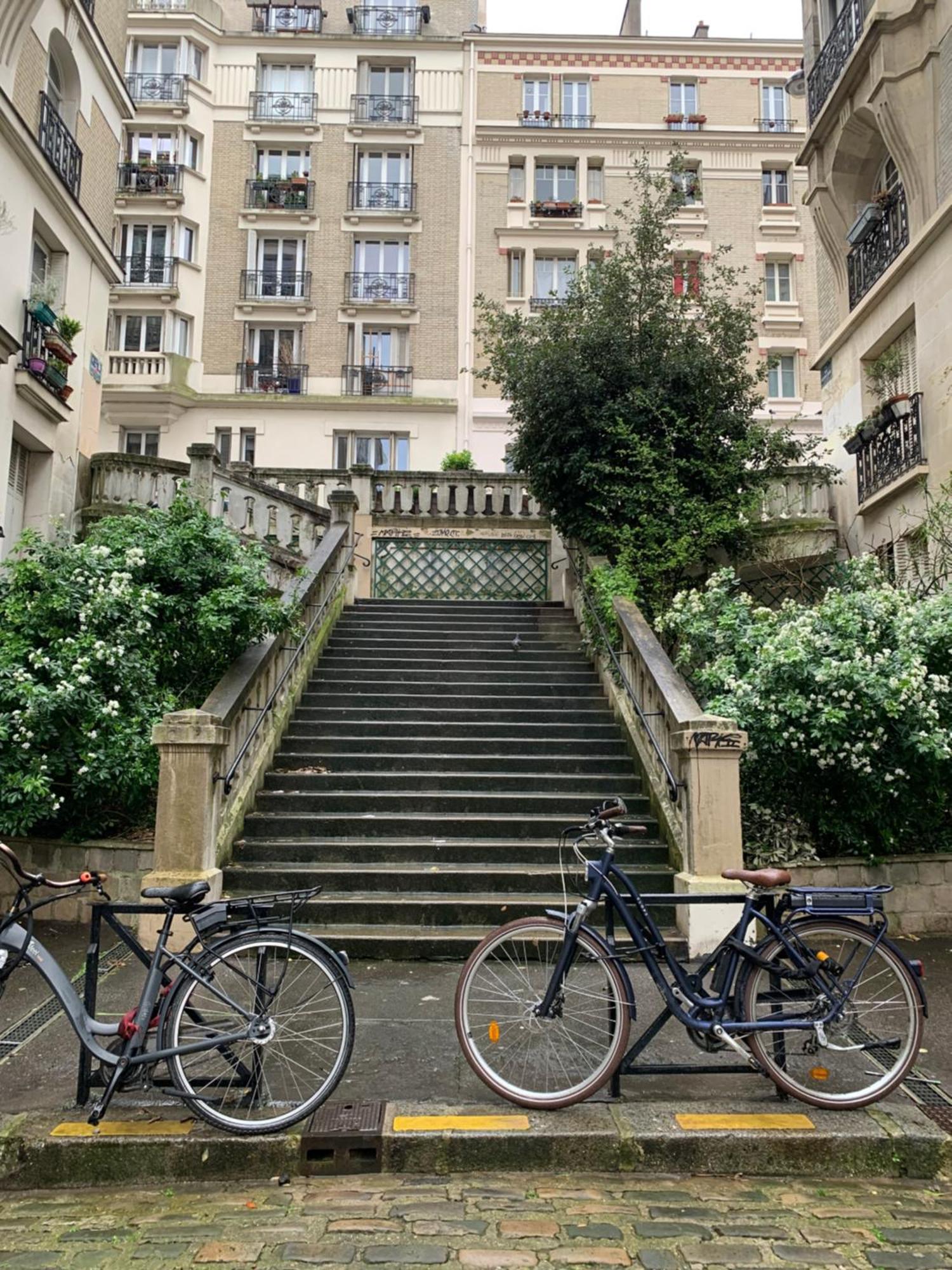 Appartement Loft Montmartre Au Pieds Des Vignes à Paris Extérieur photo